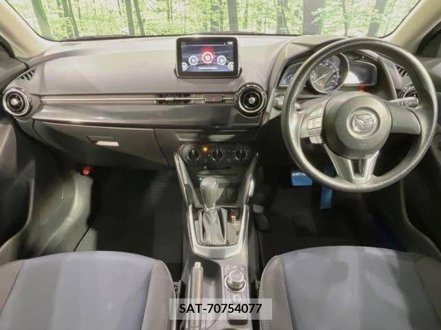 Mazda DEMIO 2015-09 301928-1