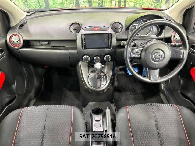 Mazda DEMIO 2013-08 396384-1