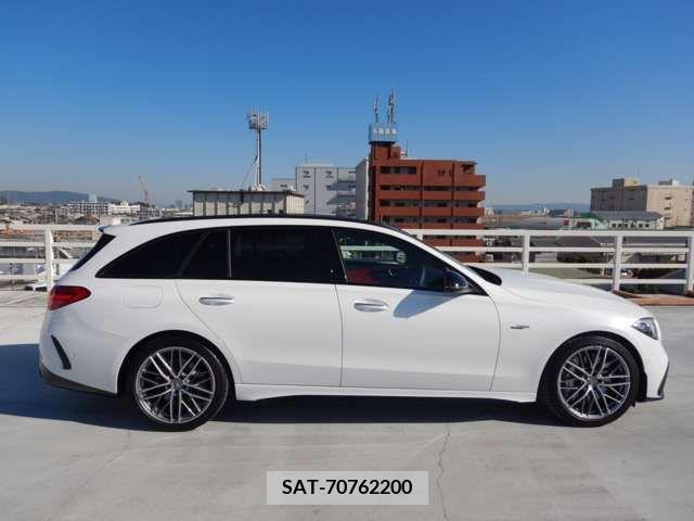 Amg C-CLASS 2023-01 209985-7