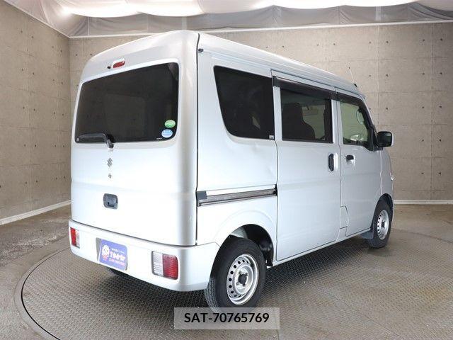 Suzuki EVERY 2018-06 301603-2