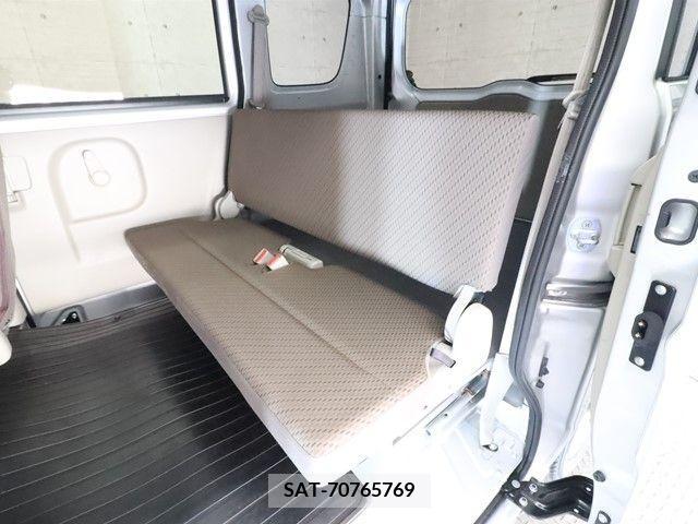 Suzuki EVERY 2018-06 301603-13