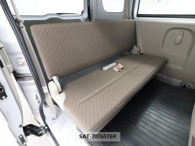 Suzuki EVERY 2018-06 301603-11