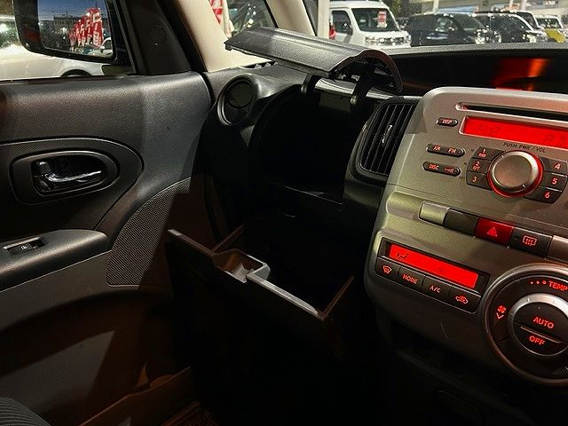 Daihatsu TANTO CUSTOM 2009-09 187485-23