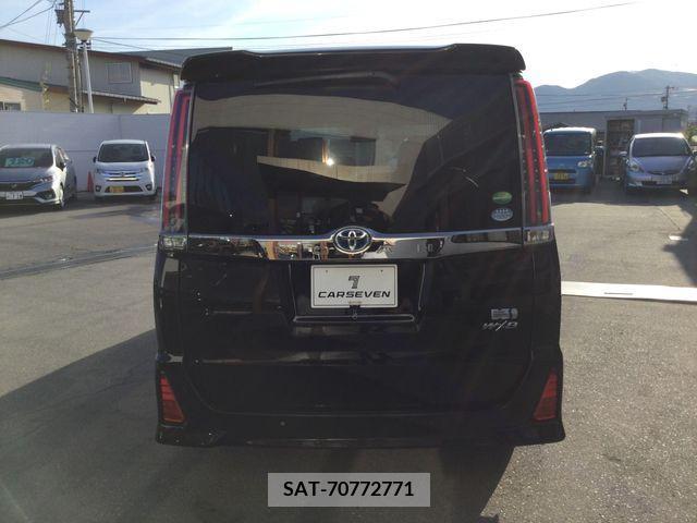 Toyota NOAH HYBRID 2020-05 279598-8