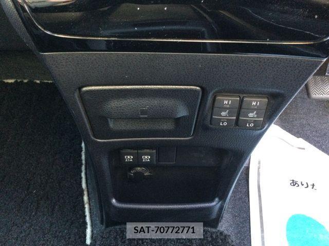 Toyota NOAH HYBRID 2020-05 279598-18