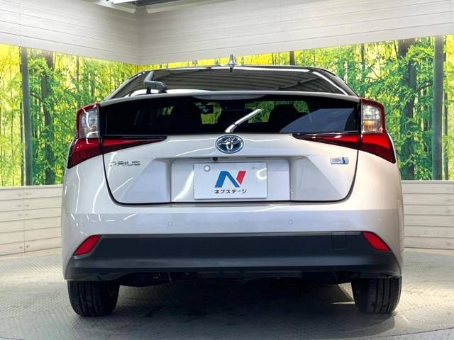 Toyota PRIUS 2019-01 13546-15