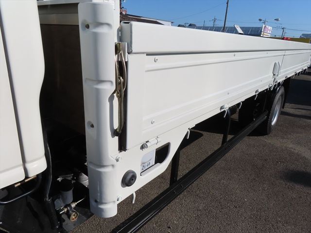 Isuzu ELF TRUCK 2004-04 194089-14