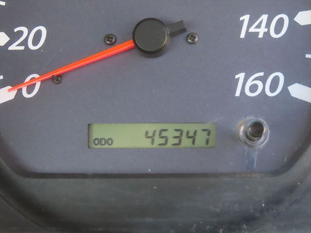 Isuzu ELF TRUCK 2004-04 194089-10