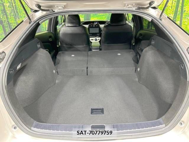 Toyota PRIUS 2016-09 338244-9