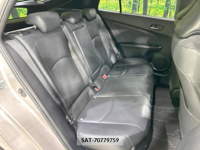 Toyota PRIUS 2016-09 338244-8