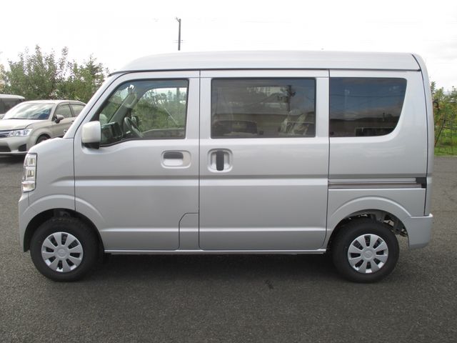 Nissan CLIPPER 2023-10 195499-4