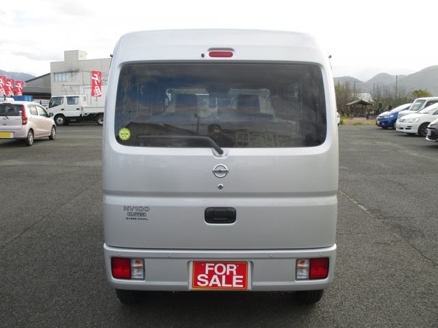 Nissan CLIPPER 2023-10 195499-6