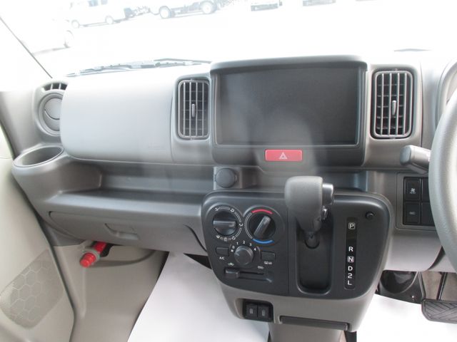 Nissan CLIPPER 2023-10 195499-20