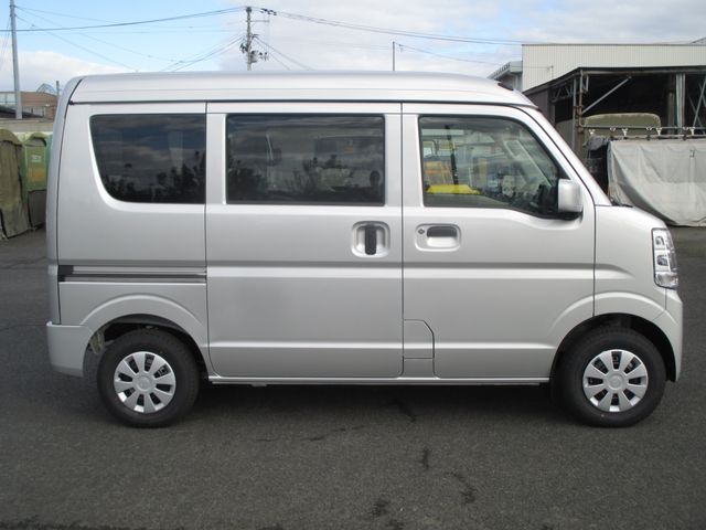 Nissan CLIPPER 2023-10 195499-3