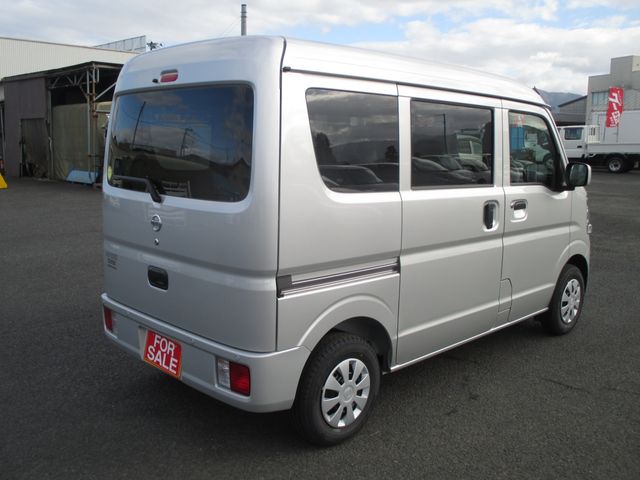Nissan CLIPPER 2023-10 195499-5