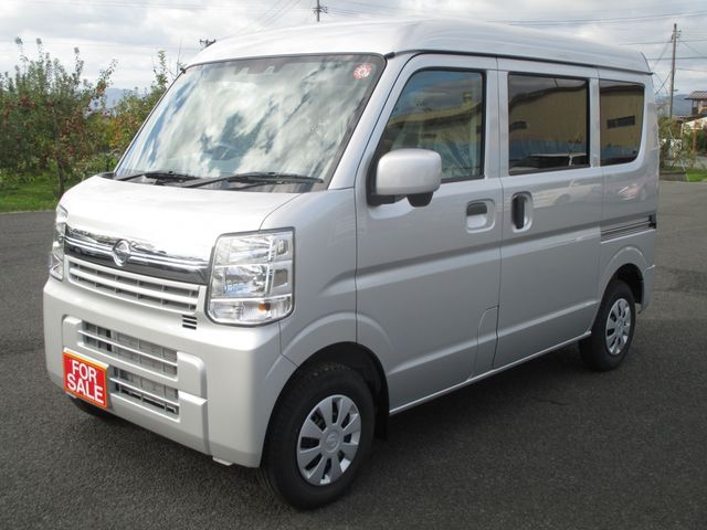 Nissan CLIPPER 2023-10 195499-0