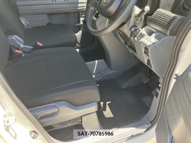 Honda N-VAN 2020-02 374701-9