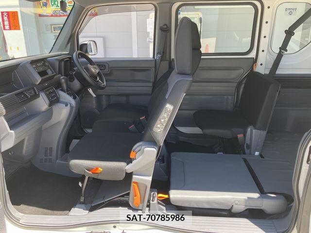 Honda N-VAN 2020-02 374701-14