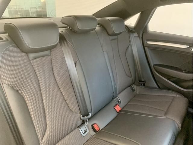 Audi A3 SEDAN 2018-12 6417-13