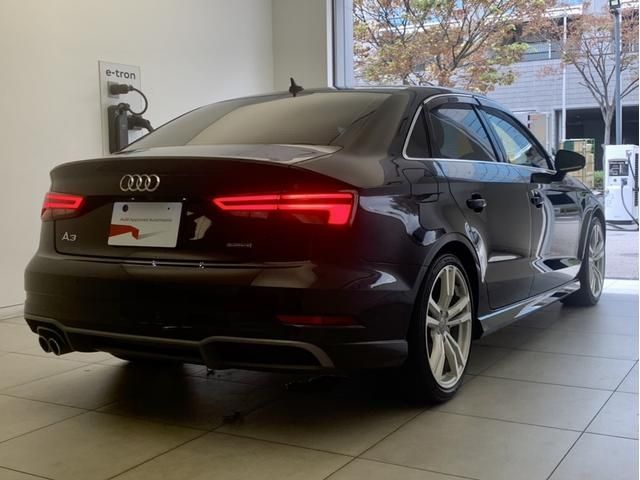 Audi A3 SEDAN 2018-12 6417-1