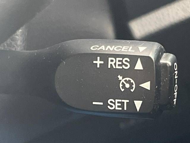 Toyota VOXY HYBRID 2019-10 191723-5