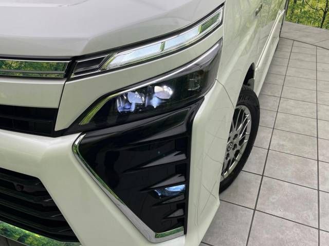 Toyota VOXY HYBRID 2019-10 191723-13