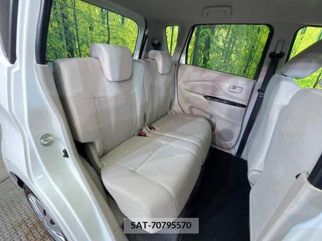 Nissan DAYZ 2015-01 358959-7
