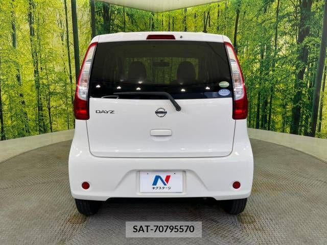 Nissan DAYZ 2015-01 358959-12