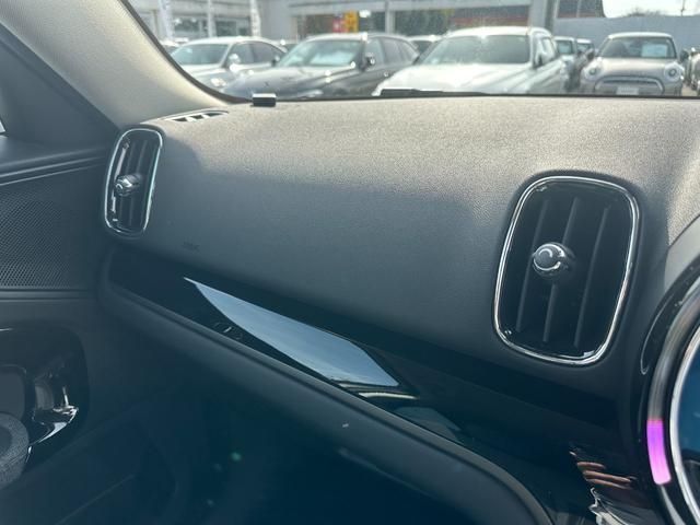 Bmw MINI 2021-06 15656-24