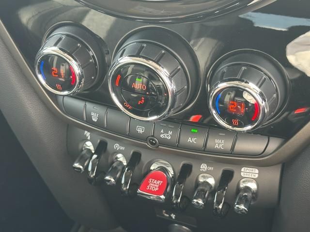 Bmw MINI 2021-06 15656-18