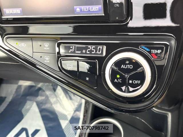 Toyota AQUA 2017-11 260556-7