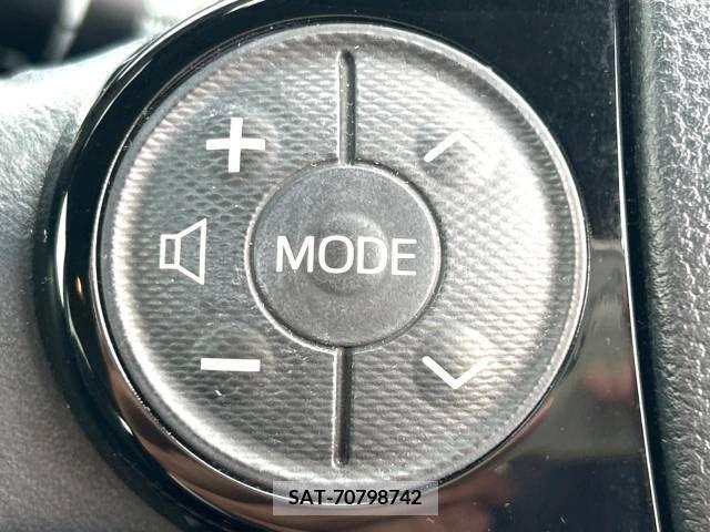 Toyota AQUA 2017-11 260556-5