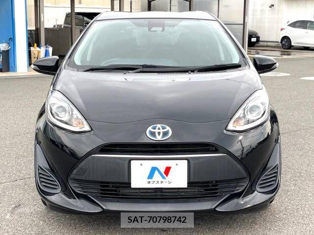 Toyota AQUA 2017-11 260556-17