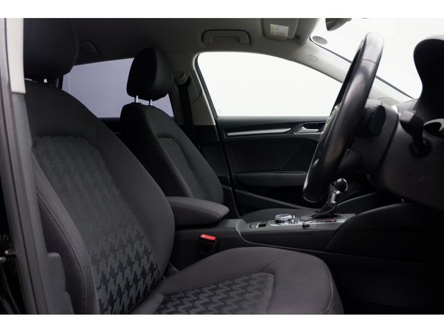 Audi A3 2016-10 186090-12