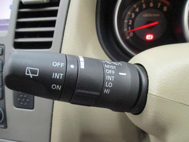 Nissan TIIDA 2006-09 193125-13