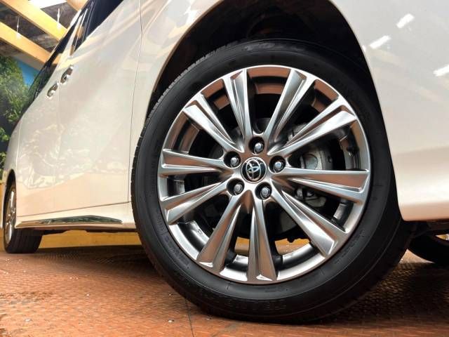 Toyota ALPHARD 2022-05 6952-14