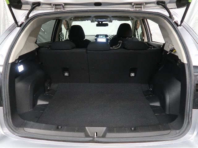 Subaru IMPREZA 2017-05 11772-8