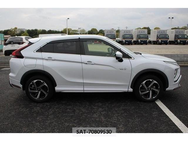 Mitsubishi ECLIPSE CROSS 2020-12 231076-8