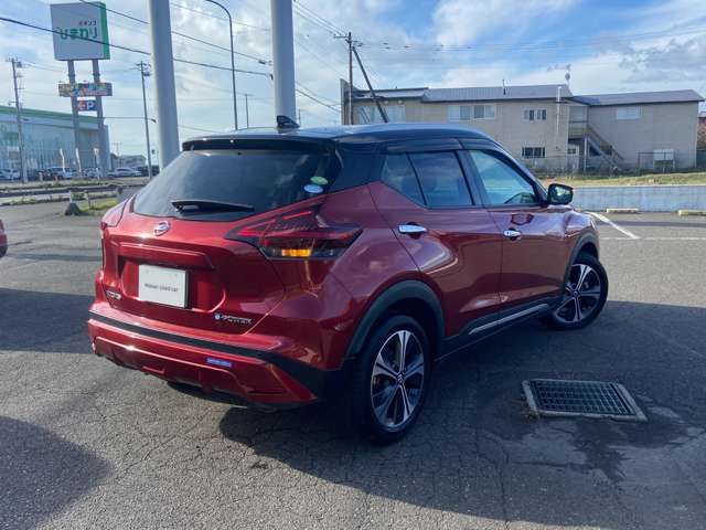 Nissan KICKS 2021-07 188874-1