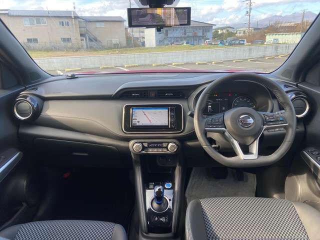 Nissan KICKS 2021-07 188874-2