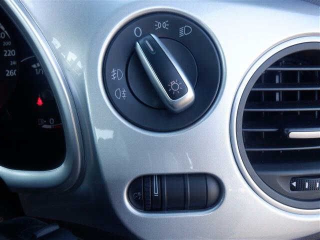 VolksWagen THE BEETLE 2013-04 183042-5