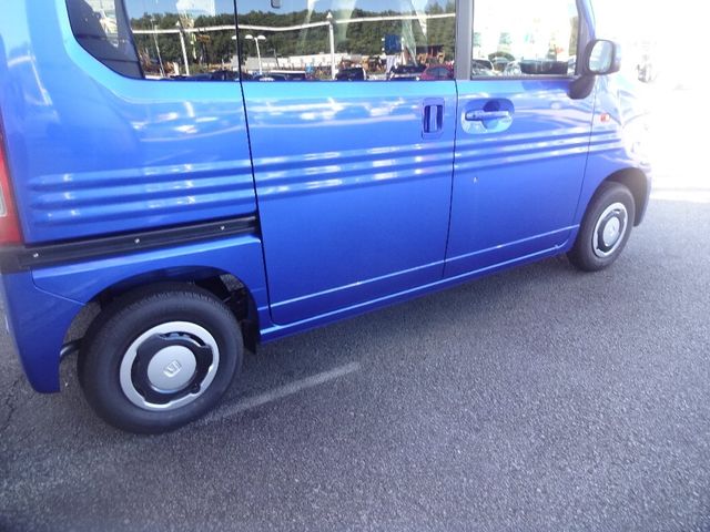 Honda N-VAN 2023-09 17253-5