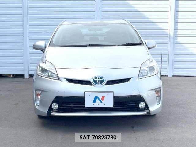 Toyota PRIUS 2015-03 283115-12