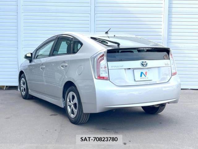 Toyota PRIUS 2015-03 283115-15