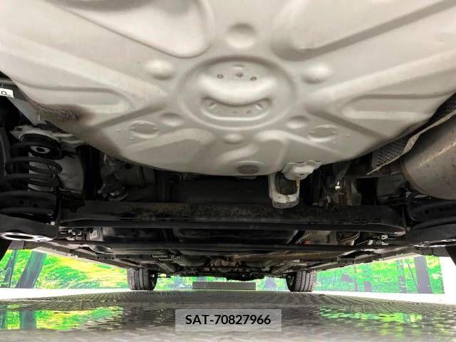 Toyota PRIUS 2011-09 366339-19