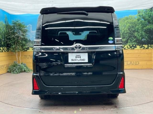 Toyota VOXY 2019-11 27552-15