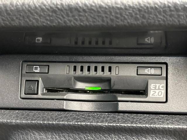 Toyota VOXY 2019-11 27552-5