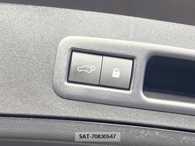 Lexus UX 2019-03 275935-6