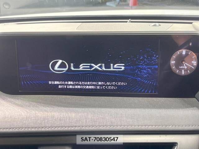 Lexus UX 2019-03 275935-2