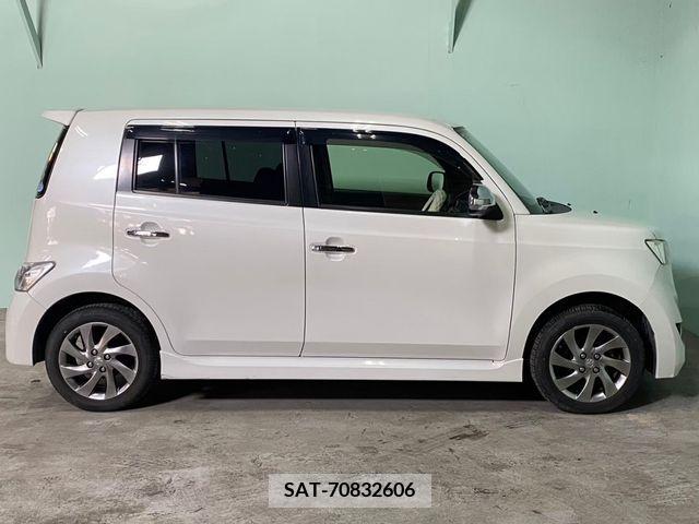 Toyota BB 2013-10 261637-7